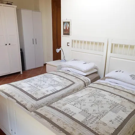 Podere Le Volpaie Lägenhet *